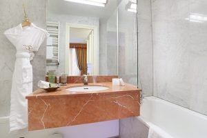 Hôtel avec Baignoire à Paris : l'Hôtel de Seine et ses chambres avec bain