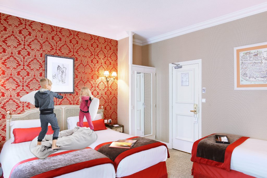 hôtel paris en famille - chambre deluxe pour 3 personnes à l'hôtel de seine à paris 6