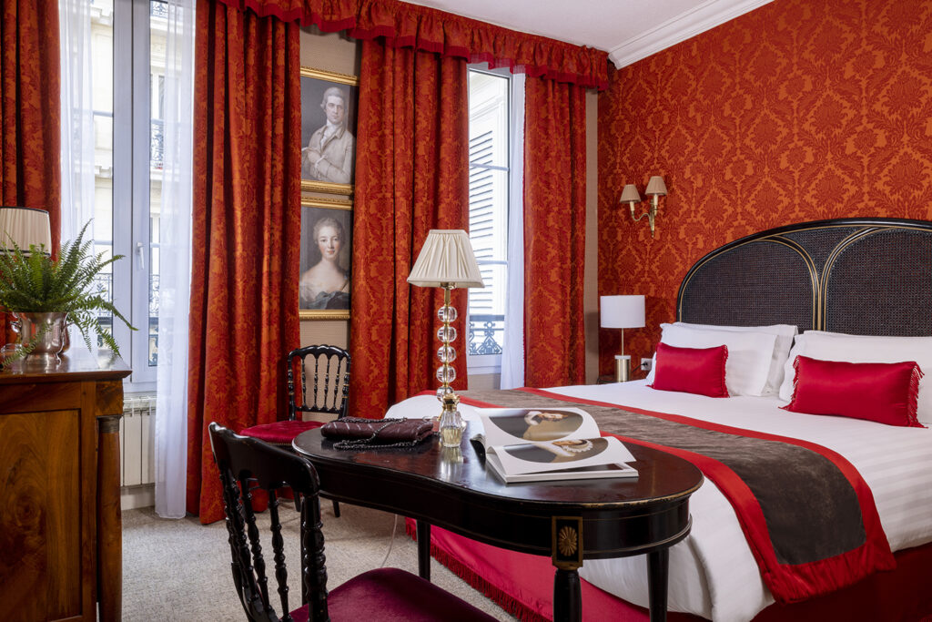 Executive room at hotel de Seine Paris 6 | best rate for a stay in center of Paris